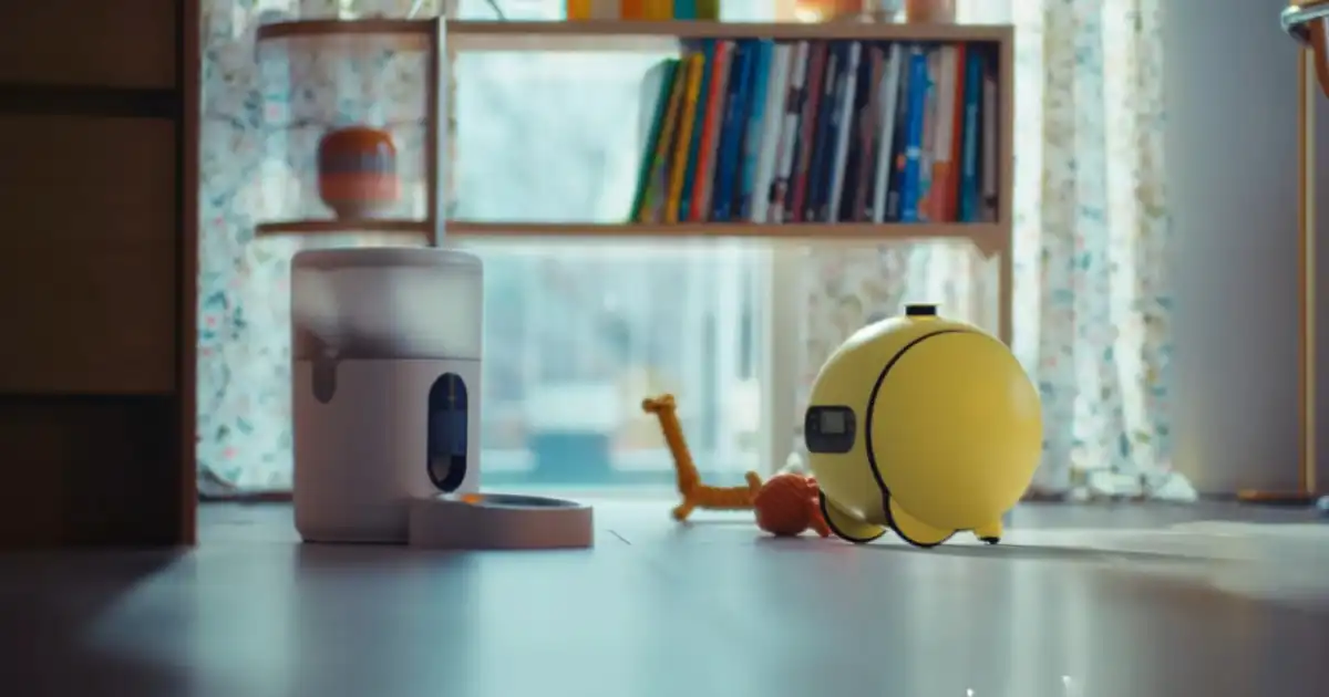 Samsung Ballie AI robot CES 2024 show 